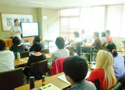 kamiyama03 - 徳島県神山町の「神山塾」で代表の寺田が講義を行いました